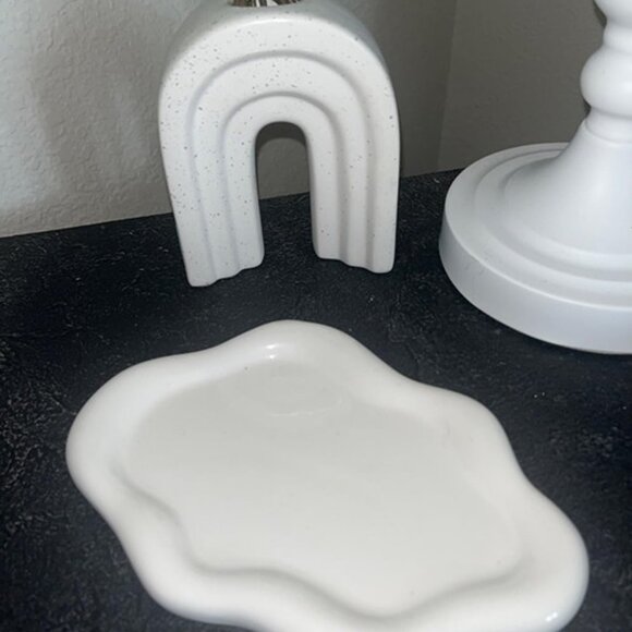 NEW Ceramic Jewelry Tray Trinket Dish,Decorative Cloud Vanity Key Tray for Women - Picture 2 of 9